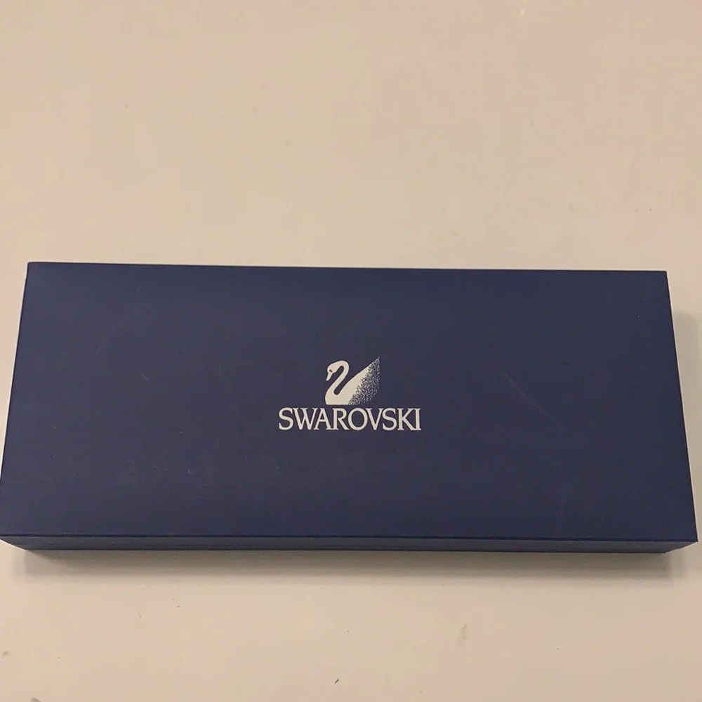 Swarovski Player Bracelet Black and Shades of Blue EUC